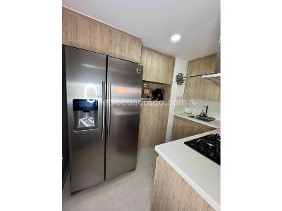 Apartamento de 2 alcobas en venta en Loma Del Indio, Medellín, 80 m² · foto 3 de 20