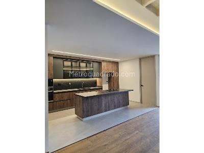 Apartamento de 2 alcobas en venta en El Poblado, Medellín, 240 m² · foto 6 de 20