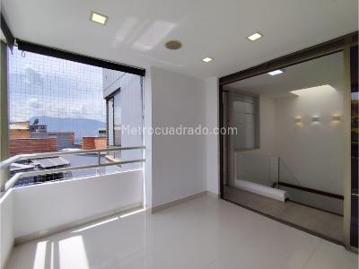Apartamento de 4 alcobas en venta en El Poblado, Medellín, 171 m² · foto 2 de 20