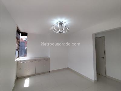 Apartamento de 4 alcobas en venta en El Poblado, Medellín, 171 m² · foto 4 de 20