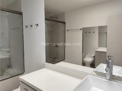 Apartamento de 4 alcobas en venta en El Poblado, Medellín, 171 m² · foto 6 de 20