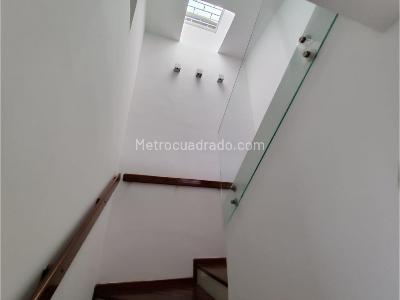 Apartamento de 4 alcobas en venta en El Poblado, Medellín, 171 m² · foto 9 de 20