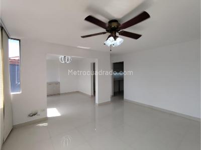 Apartamento de 4 alcobas en venta en El Poblado, Medellín, 171 m² · foto 13 de 20