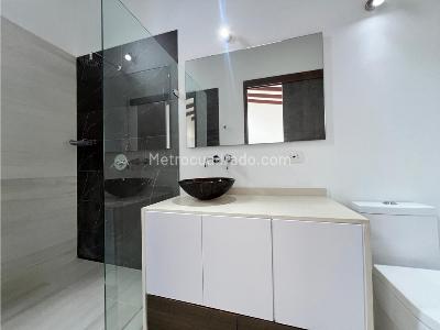 Casa de 5 alcobas en venta en Sebastiana, Envigado, 400 m² · foto 11 de 15