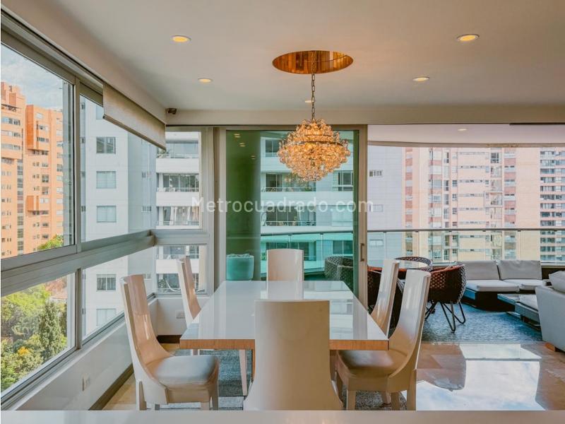 Elegant 3BR Apartment in Castropol - 6