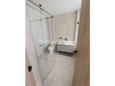 Casa de 4 alcobas en venta en Barro Blanco, Rionegro, 220 m² · foto 7 de 14