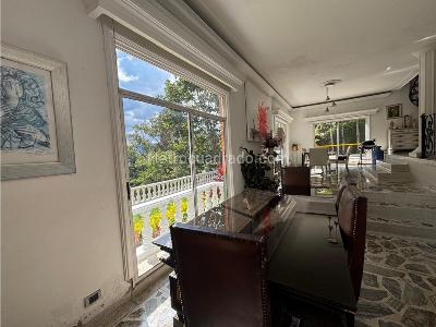 Casa de 5 alcobas en arriendo en Las Palmas, Medellín, 1000 m² · foto 14 de 14