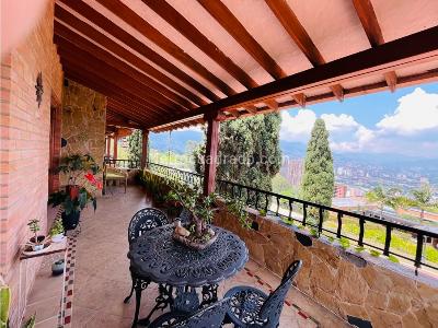 Casa de 4 alcobas en venta en Sabaneta, Medellín, 1530 m² · foto 15 de 20