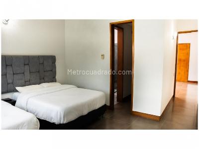 Casa de 5 alcobas en venta en Las Palmas, Envigado · foto 12 de 17
