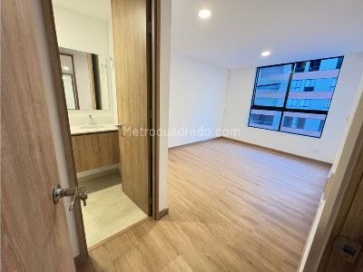 Apartamento de 2 alcobas en venta en Belen, Medellín, 84 m² · foto 3 de 18