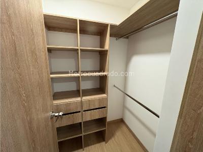 Apartamento de 2 alcobas en venta en Belen, Medellín, 84 m² · foto 7 de 18