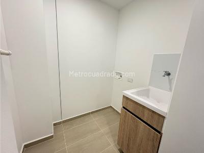 Apartamento de 2 alcobas en venta en Belen, Medellín, 84 m² · foto 12 de 18