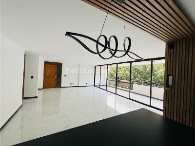 Apartamento de 4 alcobas en venta en El Poblado, Medellín, 165 m² · foto 5 de 20