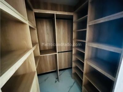 Apartamento de 4 alcobas en venta en El Poblado, Medellín, 165 m² · foto 17 de 20