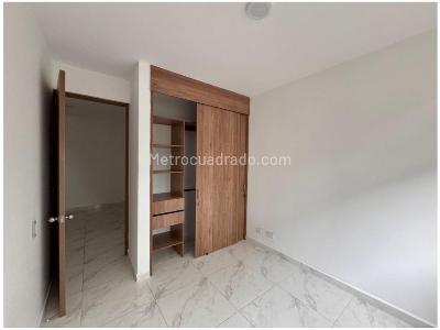 Apartamento en venta en El Poblado, Medellín · foto 6 de 18