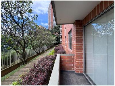 Apartamento en venta en El Poblado, Medellín · foto 15 de 18