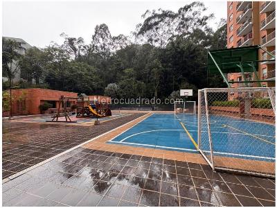 Apartamento en venta en El Poblado, Medellín · foto 18 de 18