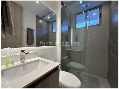 Apartamento de 3 alcobas en venta en Envigado, Medellín, 192 m² · foto 11 de 16