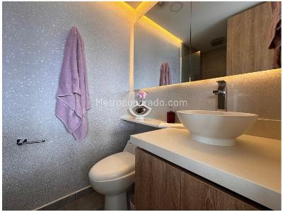 Apartamento en venta en El Poblado, Medellín · foto 9 de 11