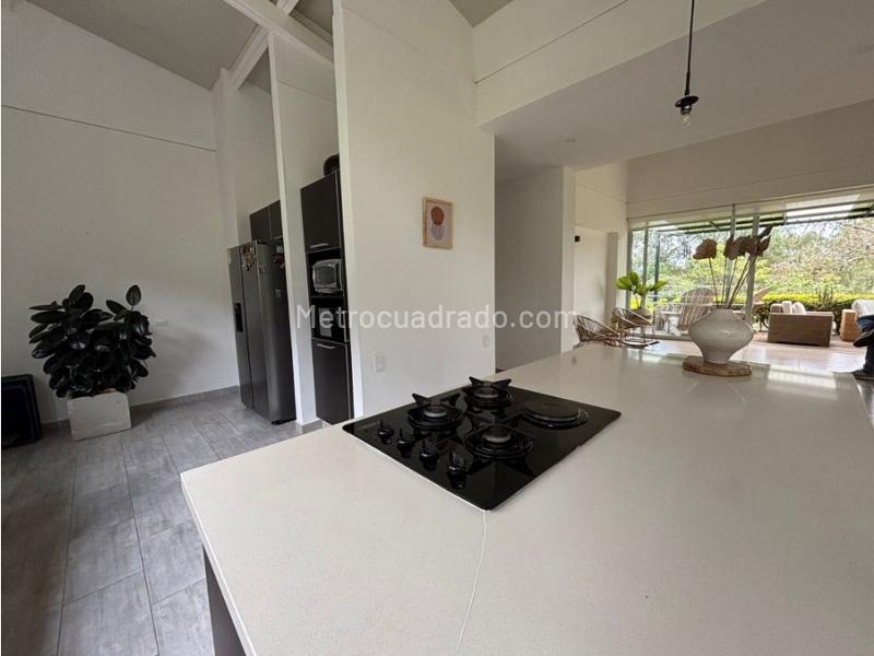 Casa en Arriendo, Fizebad, Retiro - 3