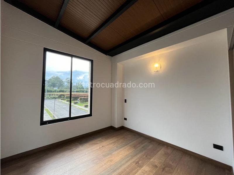 4BR House in Llanogrande (189 m²) - 5