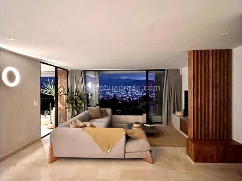 Luxury 3BR Apartment with Panoramic View in El Poblado