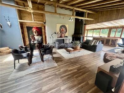 Casa en venta en Escobero, Envigado · foto 2 de 17