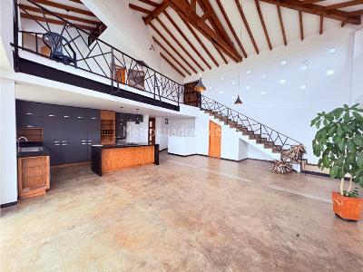 Casa de 3 alcobas en venta en Autopista Med Bog, Rionegro, 350 m² · foto 1 de 20