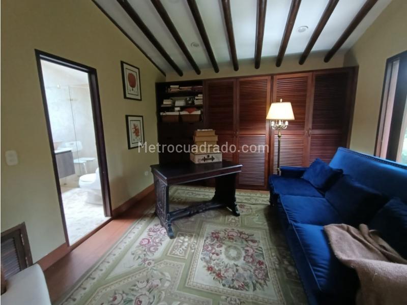5BR House in Don Diego (3804 m²) - 5