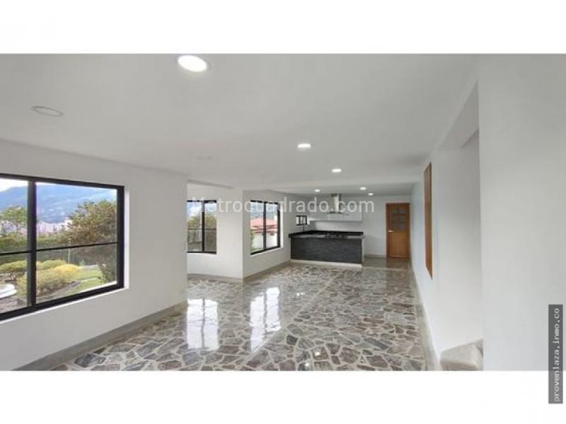 Casa en Arriendo, Envigado, Envigado - 2