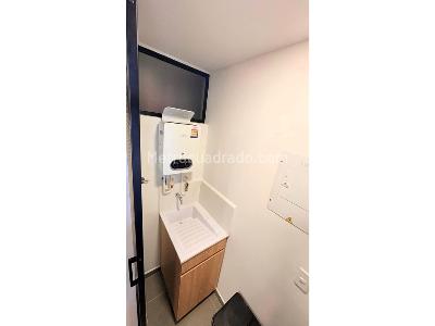 Apartamento de 2 alcobas en venta en Envigado, Envigado, 74 m² · foto 11 de 19