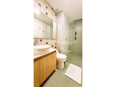 Apartamento de 2 alcobas en venta en Envigado, Envigado, 74 m² · foto 12 de 19