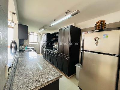 Apartamento en venta en Castropol, Medellín · foto 6 de 19