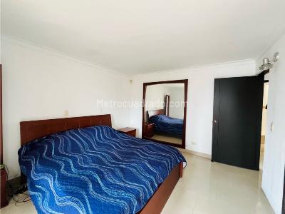 Apartamento en venta en Castropol, Medellín · foto 8 de 19
