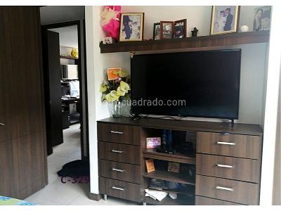 Apartamento de 3 alcobas en venta en Sabaneta, Sabaneta, 87 m² · foto 4 de 10