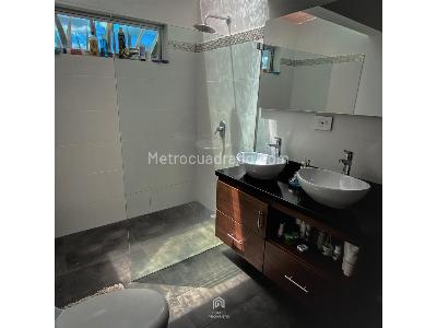 Casa de 5 alcobas en venta en Llanogrande, Rionegro, 366 m² · foto 8 de 8