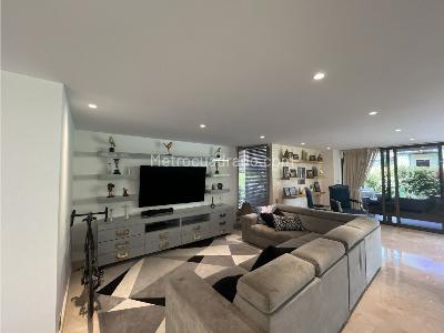 Casa de 4 alcobas en venta en Benedictinos, Envigado, 320 m² · foto 5 de 20