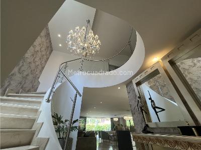 Casa de 4 alcobas en venta en Benedictinos, Envigado, 320 m² · foto 13 de 20