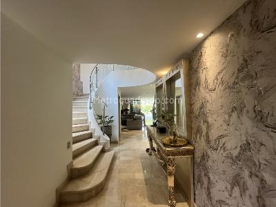 Casa de 4 alcobas en venta en Benedictinos, Envigado, 320 m² · foto 20 de 20