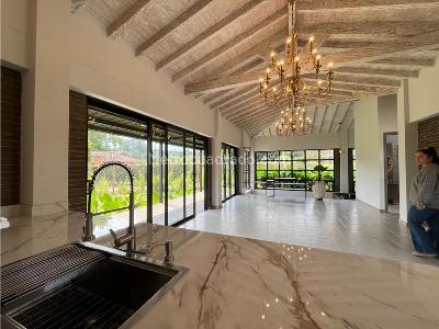 Casa en arriendo en Cabeceras, Rionegro · foto 4 de 20