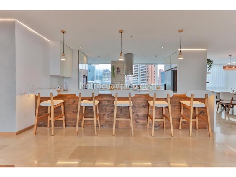 Luxury 2BR Apartment in Amsterdam, El Poblado - 5