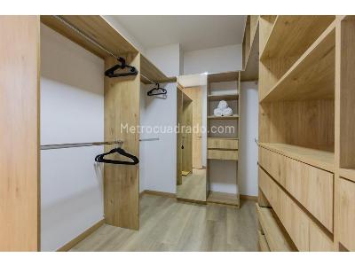 Apartamento de 2 alcobas en arriendo en El Tesoro, Medellín, 205 m² · foto 17 de 20