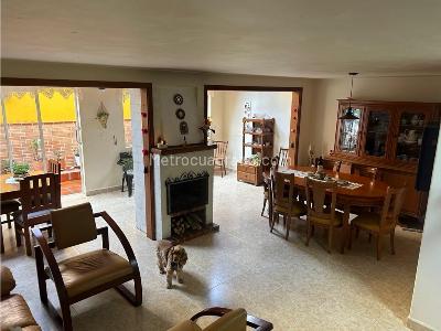 Casa de 5 alcobas en venta en La Ceja, Rionegro, 180 m² · foto 3 de 19