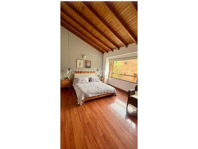 Casa de 3 alcobas en venta en Poblado San Lucas, Medellín, 210 m² · foto 11 de 16