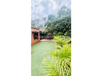 Casa de 3 alcobas en venta en Poblado San Lucas, Medellín, 210 m² · foto 15 de 16