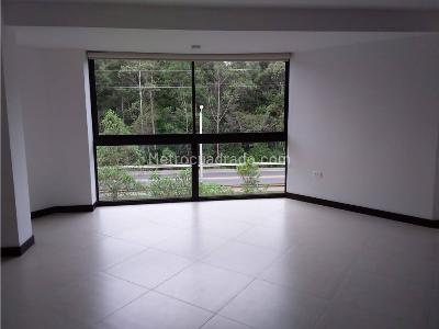 Apartamento de 1 alcoba en venta en Rionegro, Rionegro, 67 m² · foto 2 de 8