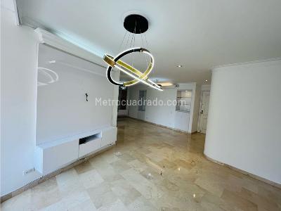 Apartamento de 4 alcobas en venta en Laureles, Medellín, 160 m² · foto 4 de 20