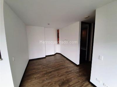 Apartamento de 2 alcobas en venta en Envigado, Envigado, 78 m² · foto 4 de 10