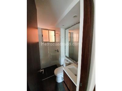 Apartamento de 2 alcobas en venta en Envigado, Envigado, 78 m² · foto 8 de 10
