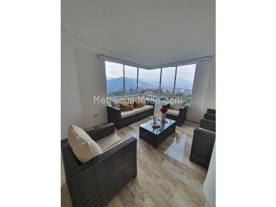 Apartamento en venta en El Poblado, Medellín · foto 2 de 20